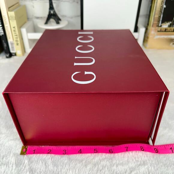GUCCI Large Red magnetic closure gift box - Picture 9 of 10